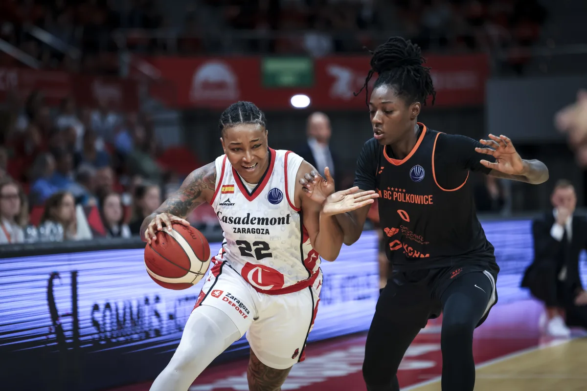 Casademont Zaragoza debuta con victoria ante KGHM BC Polkowice (76-73) en la EuroLeague Women 2024-25 1 Tanaya Atkinson en una acción del partido