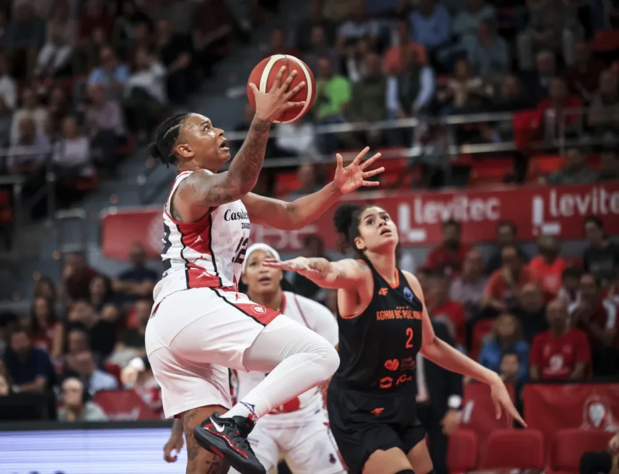 Tanaya Atkinson anotando para Casademont Zaragoza | Euroleague Women