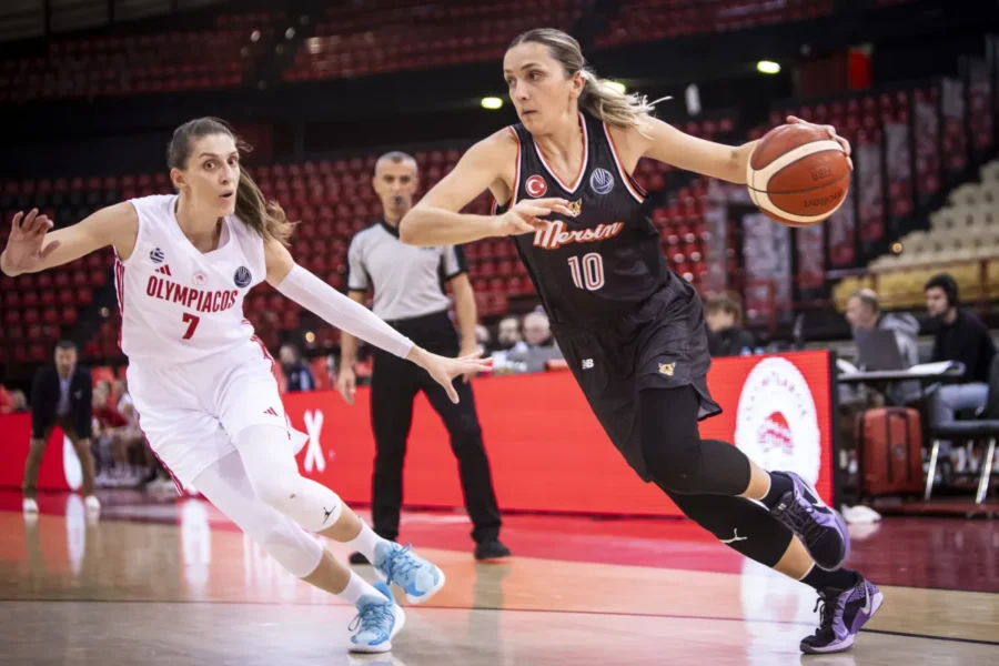 Olympiacos vs CBK Mersin